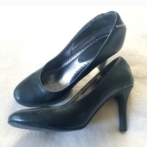 Rampage Classic Black Heels Size 9